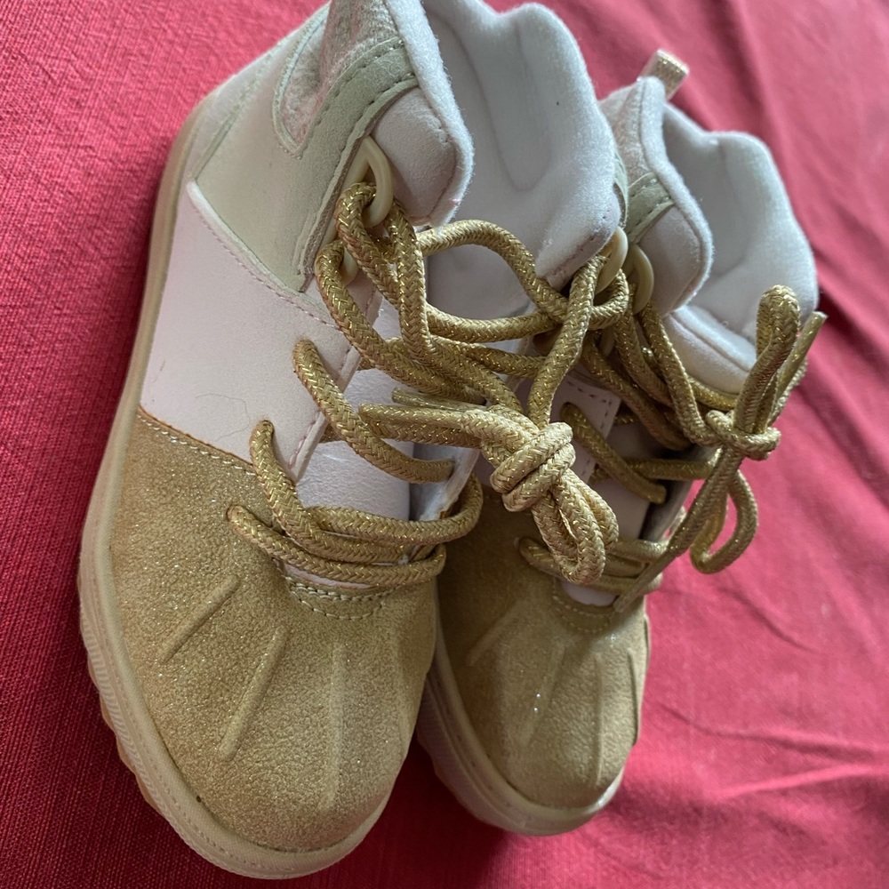 Girls Osh Kosh Bgosh Tan Boots with Gold and Pink Accents and Gold Laces